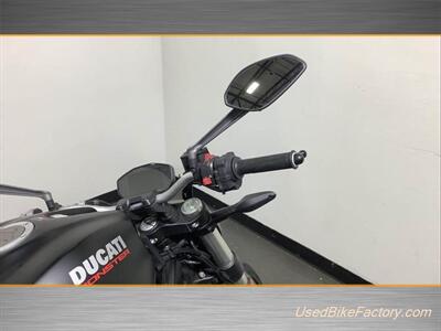 2018 Ducati MONSTER 821 ABS   - Photo 12 - San Diego, CA 92121