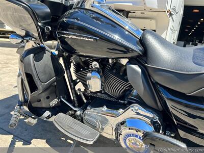 2016 Harley-Davidson FLTRU ROAD GLIDE ULTRA   - Photo 17 - San Diego, CA 92121