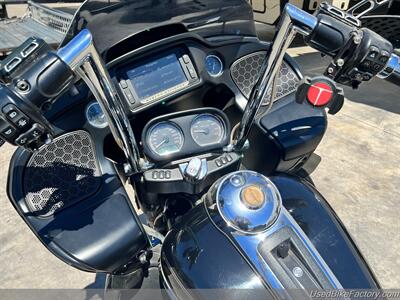 2016 Harley-Davidson FLTRU ROAD GLIDE ULTRA   - Photo 11 - San Diego, CA 92121