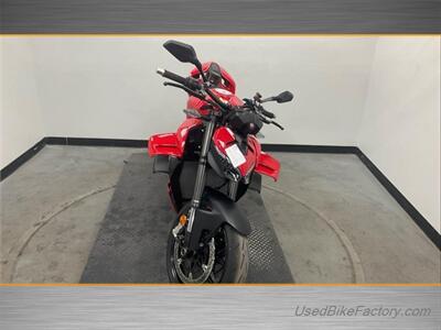 2025 Ducati Streetfighter V4 - Photo 2 - San Diego, CA 92121