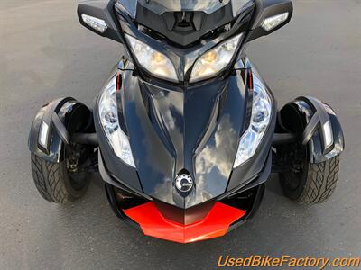 2016 Can-Am SPYDER RT-S SE6 Special Series   - Photo 15 - San Diego, CA 92121
