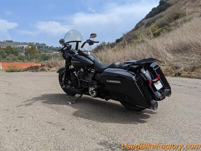 2018 Harley-Davidson FLHRXS ROAD KING SPECIAL   - Photo 10 - San Diego, CA 92121