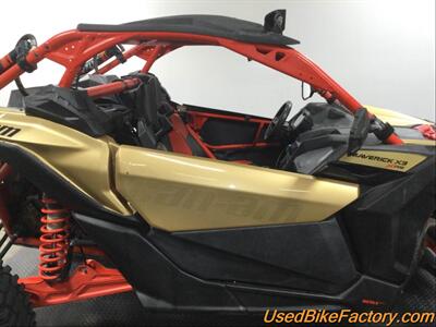 2017 Can-Am MAVERICK X3 1000R TURBO R RS GOLD & CAN-AM RED   - Photo 21 - San Diego, CA 92121
