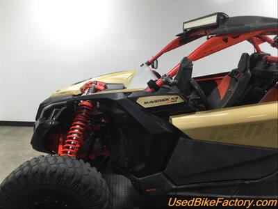 2017 Can-Am MAVERICK X3 1000R TURBO R RS GOLD & CAN-AM RED   - Photo 14 - San Diego, CA 92121