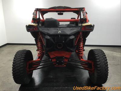 2017 Can-Am MAVERICK X3 1000R TURBO R RS GOLD & CAN-AM RED   - Photo 5 - San Diego, CA 92121