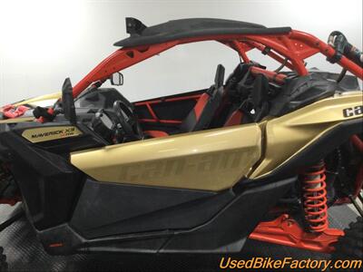 2017 Can-Am MAVERICK X3 1000R TURBO R RS GOLD & CAN-AM RED   - Photo 15 - San Diego, CA 92121