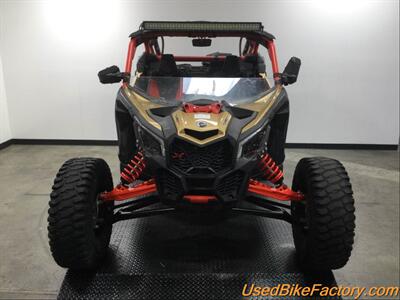 2017 Can-Am MAVERICK X3 1000R TURBO R RS GOLD & CAN-AM RED   - Photo 3 - San Diego, CA 92121