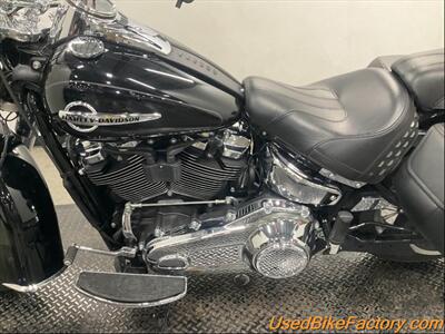 2020 Harley-Davidson FLHC HERITAGE CLASSIC   - Photo 5 - San Diego, CA 92121