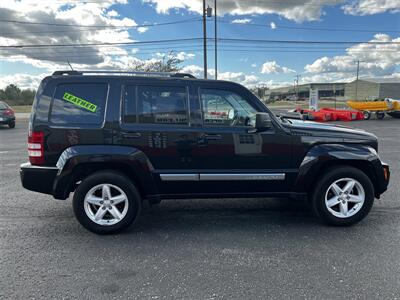 2012 Jeep Liberty Limited 4x4   - Photo 4 - Escanaba, MI 49829