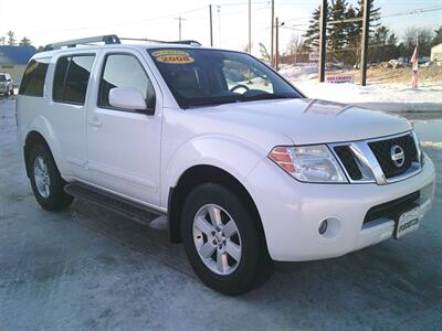 2008 Nissan Pathfinder S   - Photo 1 - Escanaba, MI 49829