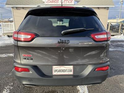 2016 Jeep Cherokee High Altitude - Photo 6 - Escanaba, MI 49829