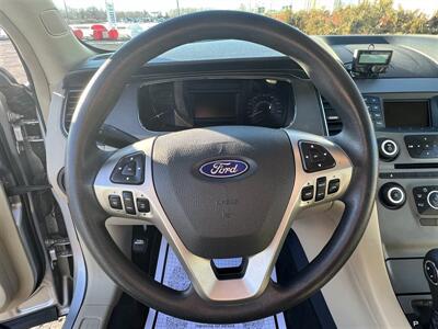 2014 Ford Taurus SE FWD   - Photo 9 - Escanaba, MI 49829