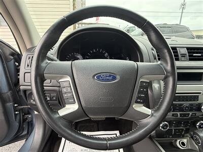 2012 Ford Fusion SEL AWD   - Photo 10 - Escanaba, MI 49829