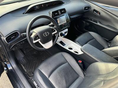 2017 Toyota Prius Four Touring LEATHER ADAPTIVE CRUISE BLIS  
