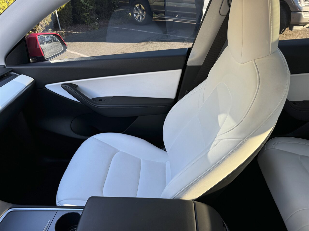 2021 Tesla Model Y Long Range   - Photo 24 - Portland, OR 97211