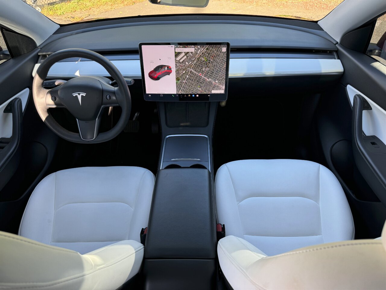 2021 Tesla Model Y Long Range   - Photo 14 - Portland, OR 97211