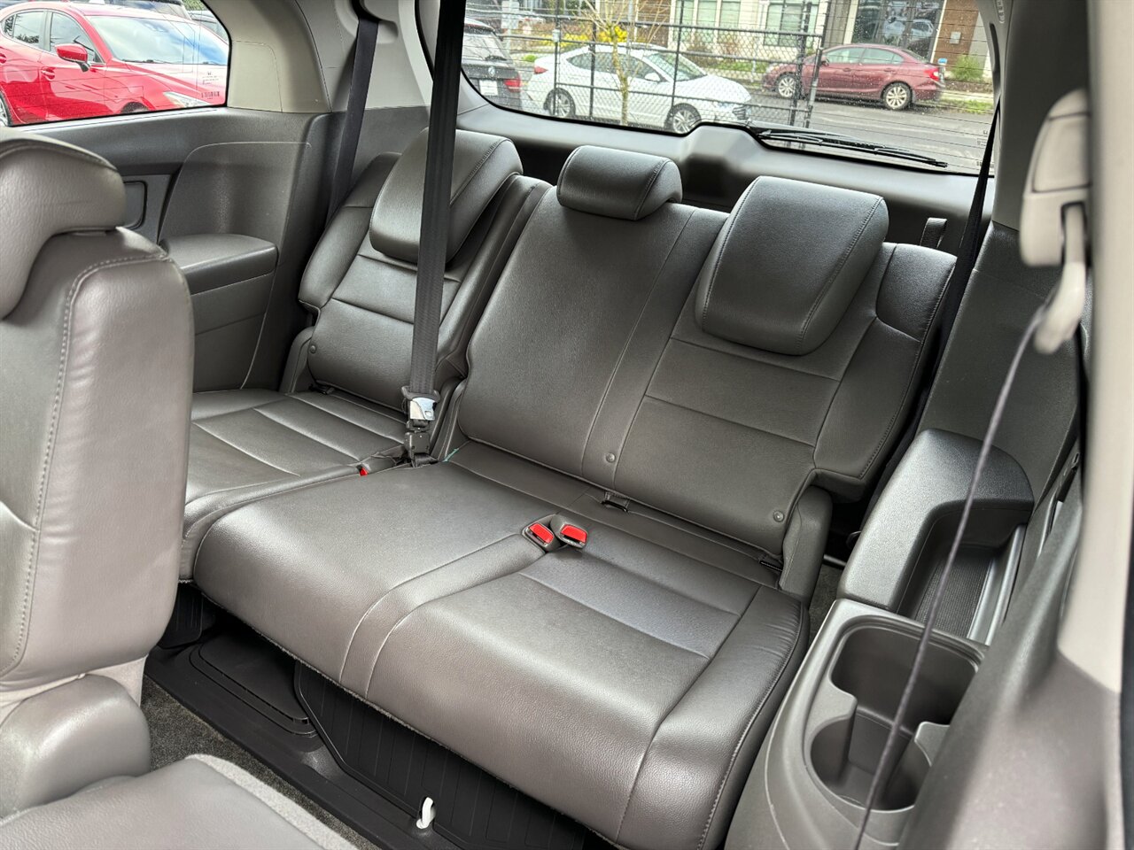 2015 Honda Odyssey EX-L w/ DVD LEATHER LOADED   - Photo 14 - Portland, OR 97211