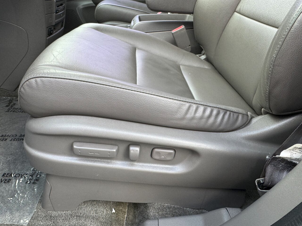 2015 Honda Odyssey EX-L w/ DVD LEATHER LOADED   - Photo 45 - Portland, OR 97211