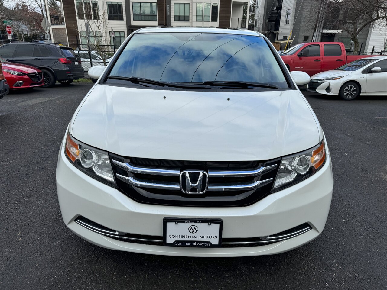 2015 Honda Odyssey EX-L w/ DVD LEATHER LOADED   - Photo 4 - Portland, OR 97211