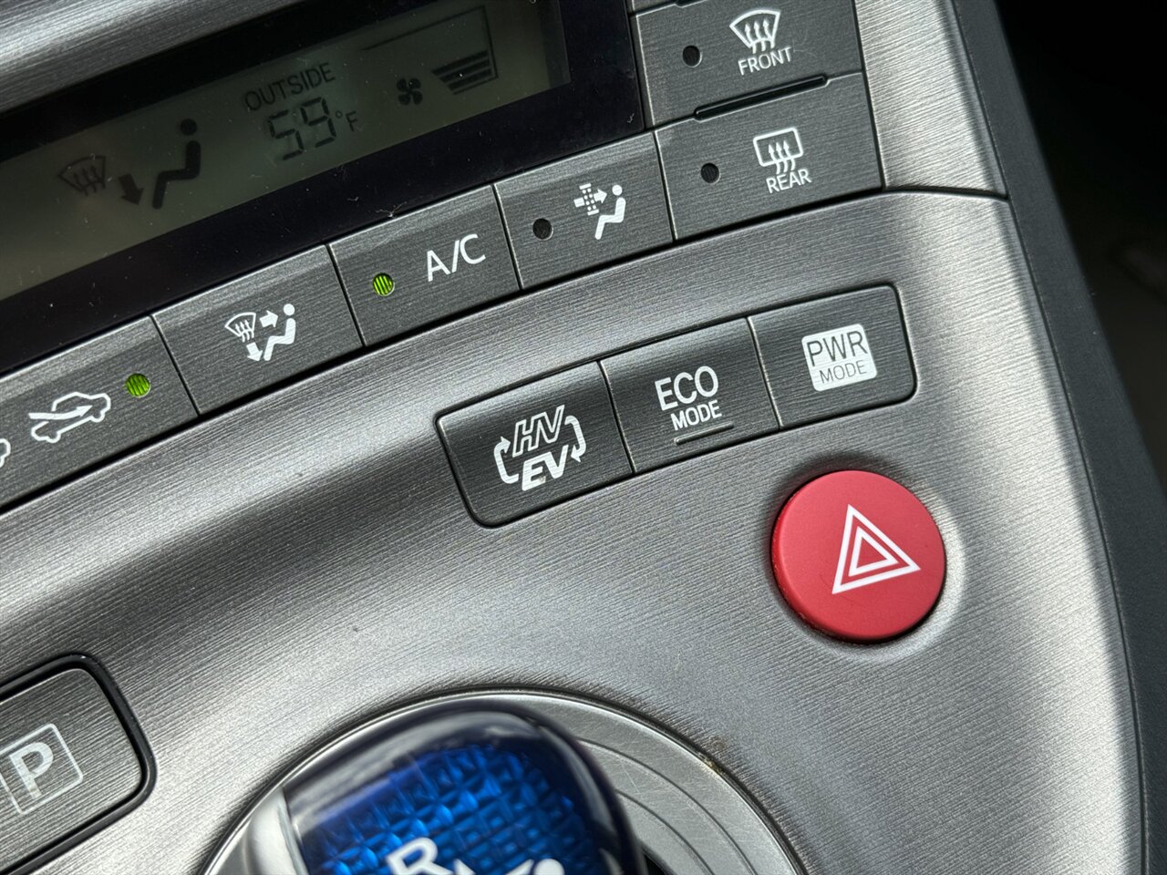 2012 Toyota Prius Plug-in Hybrid   - Photo 30 - Portland, OR 97211