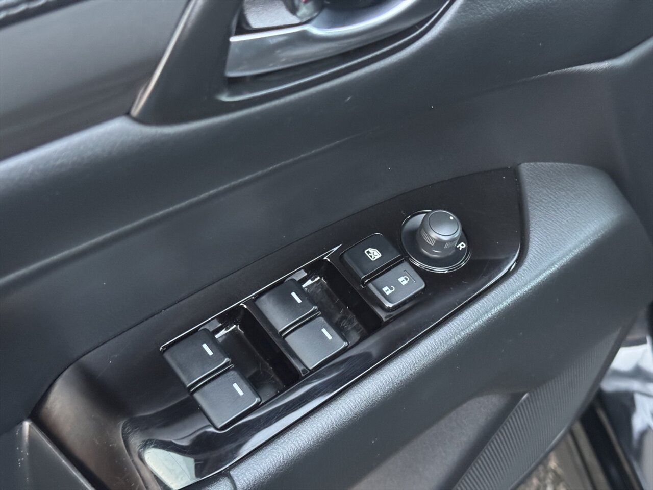 2023 Mazda CX-5 2.5 S Select AWD ADAPTIVE CRUISE BLIND SPOT - Photo 19 - Portland, OR 97211