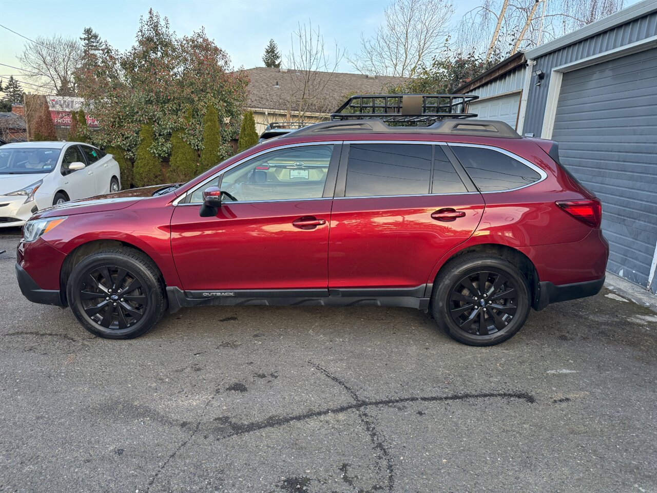 2017 Subaru Outback 3.6R Limited ADAPTIVE CRUISE SUNROOF   - Photo 4 - Portland, OR 97211