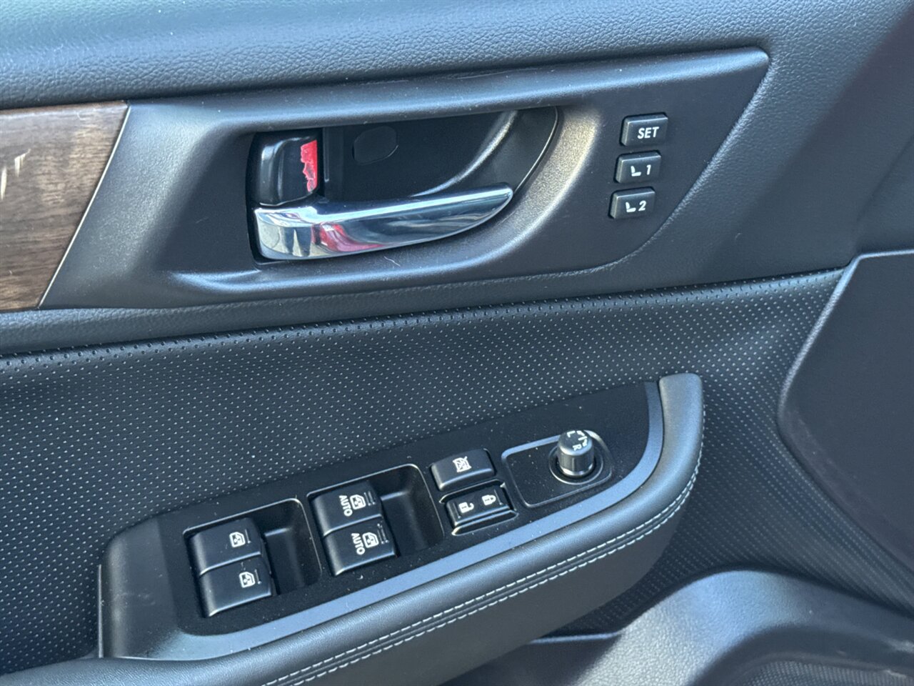 2017 Subaru Outback 3.6R Limited ADAPTIVE CRUISE SUNROOF   - Photo 21 - Portland, OR 97211