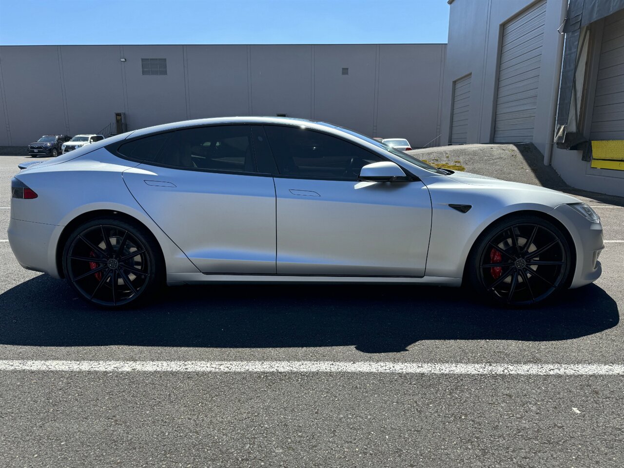 2017 Tesla Model S P100D W/ LUDICROUS MODE - WRAPPED MATTE SILVER   - Photo 6 - Portland, OR 97211