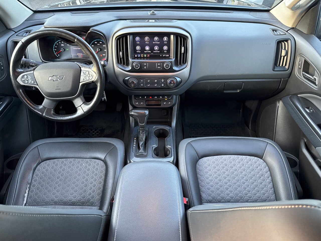 2019 Chevrolet Colorado Z71 4x4 REMOTE START ONLT 55K MILES - Photo 13 - Portland, OR 97211