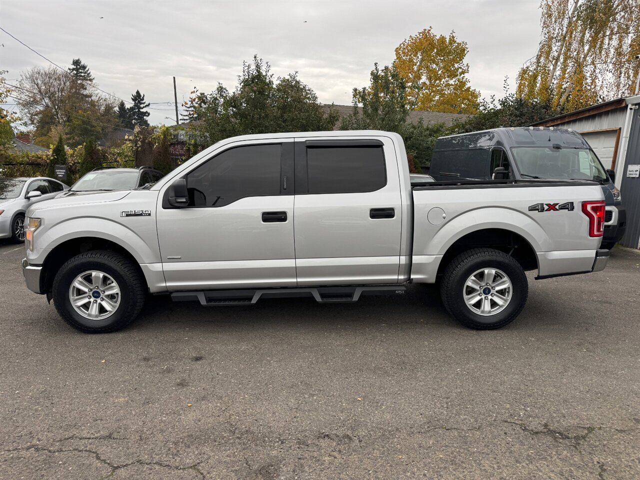 2016 Ford F-150 XLT CREWCAB 4X4   - Photo 4 - Portland, OR 97211