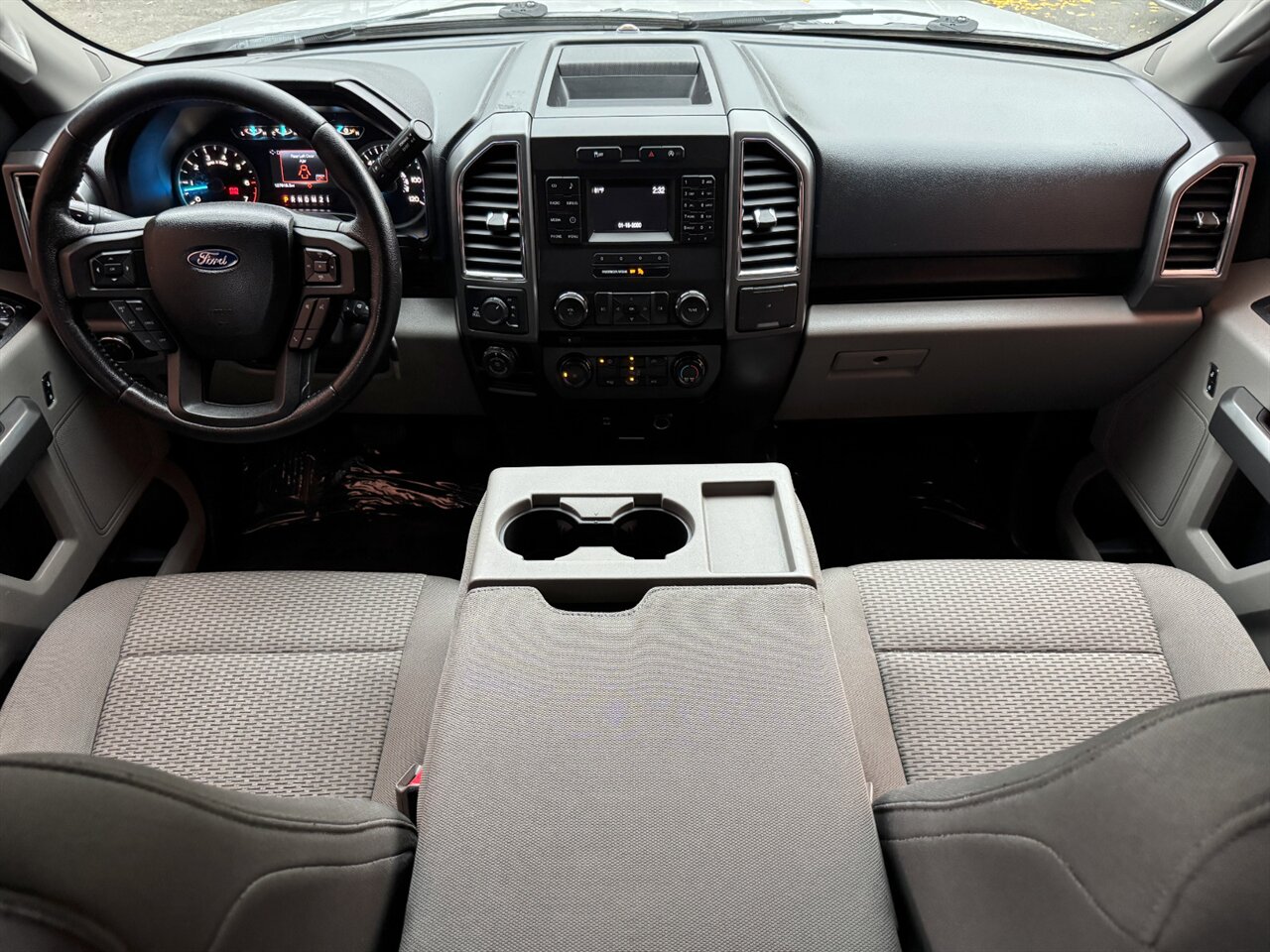 2016 Ford F-150 XLT CREWCAB 4X4   - Photo 14 - Portland, OR 97211