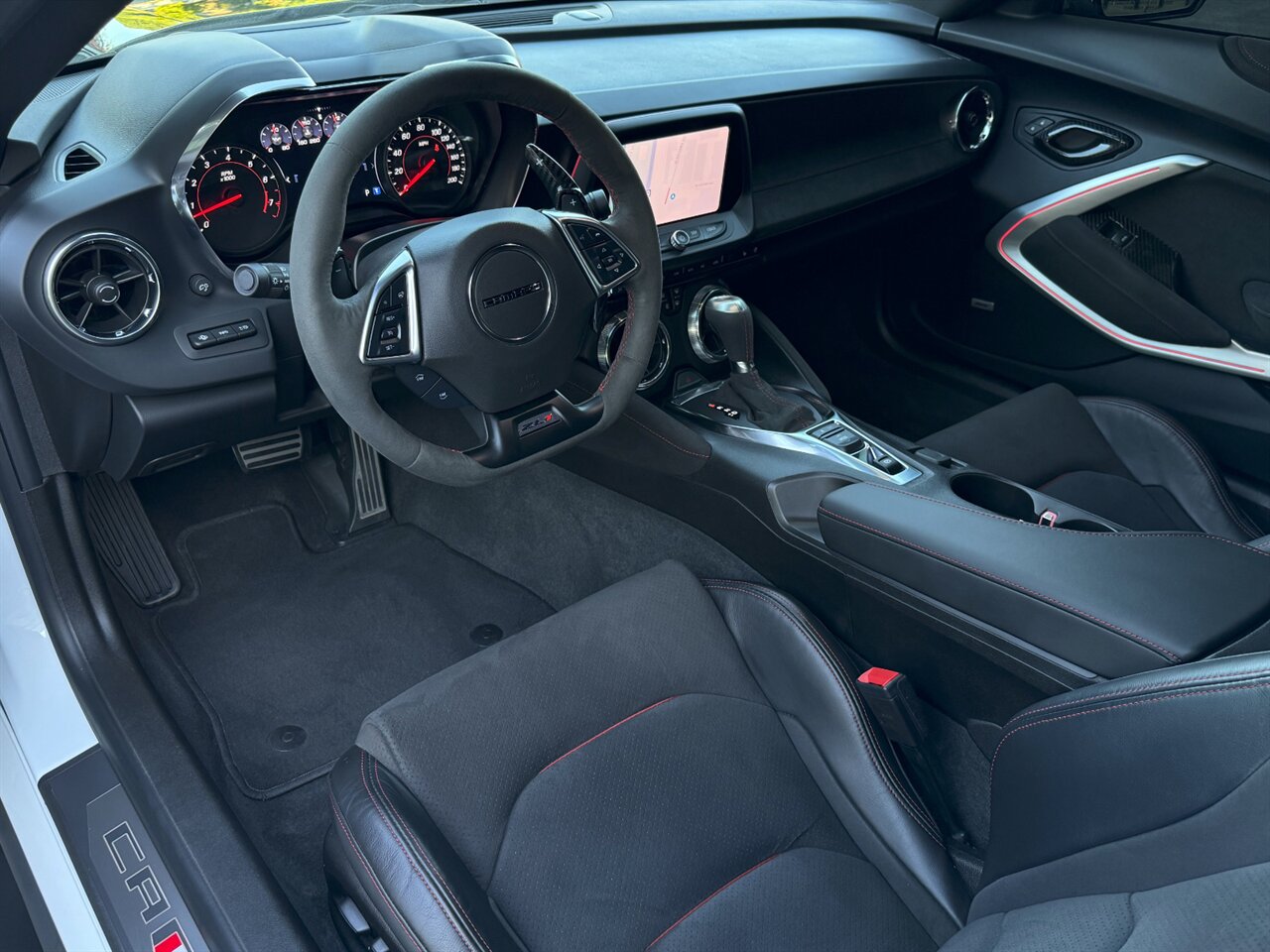 2022 Chevrolet Camaro ZL1 1LE EXTREME TRACK PERFORMANCE PACKAGE   - Photo 2 - Portland, OR 97211