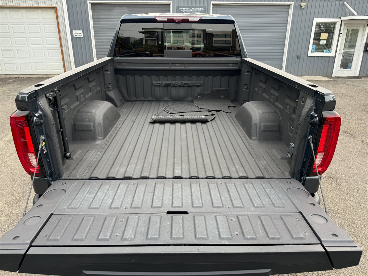 2020 GMC Sierra 1500 Denali ULTIMATE PACKAGE 4WD 6.5FT BED   - Photo 16 - Portland, OR 97211