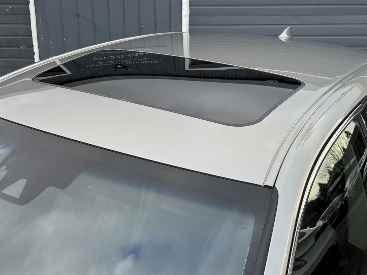 2017 Lexus ES300h ADAPTIVE CRUISE BLIND SPOT - Photo 43 - Portland, OR 97211