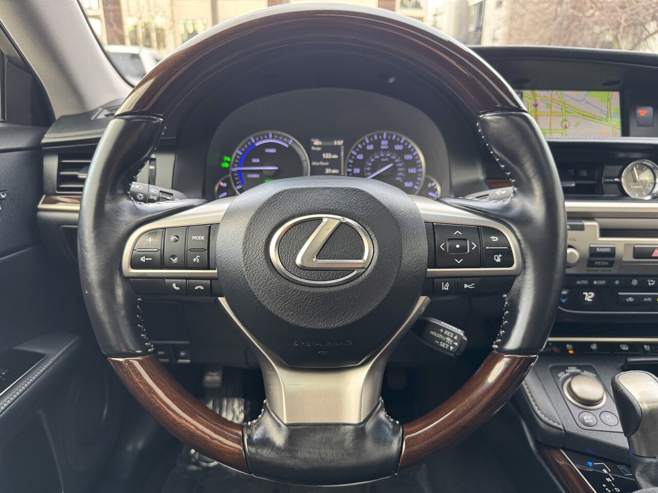 2017 Lexus ES300h ADAPTIVE CRUISE BLIND SPOT - Photo 25 - Portland, OR 97211