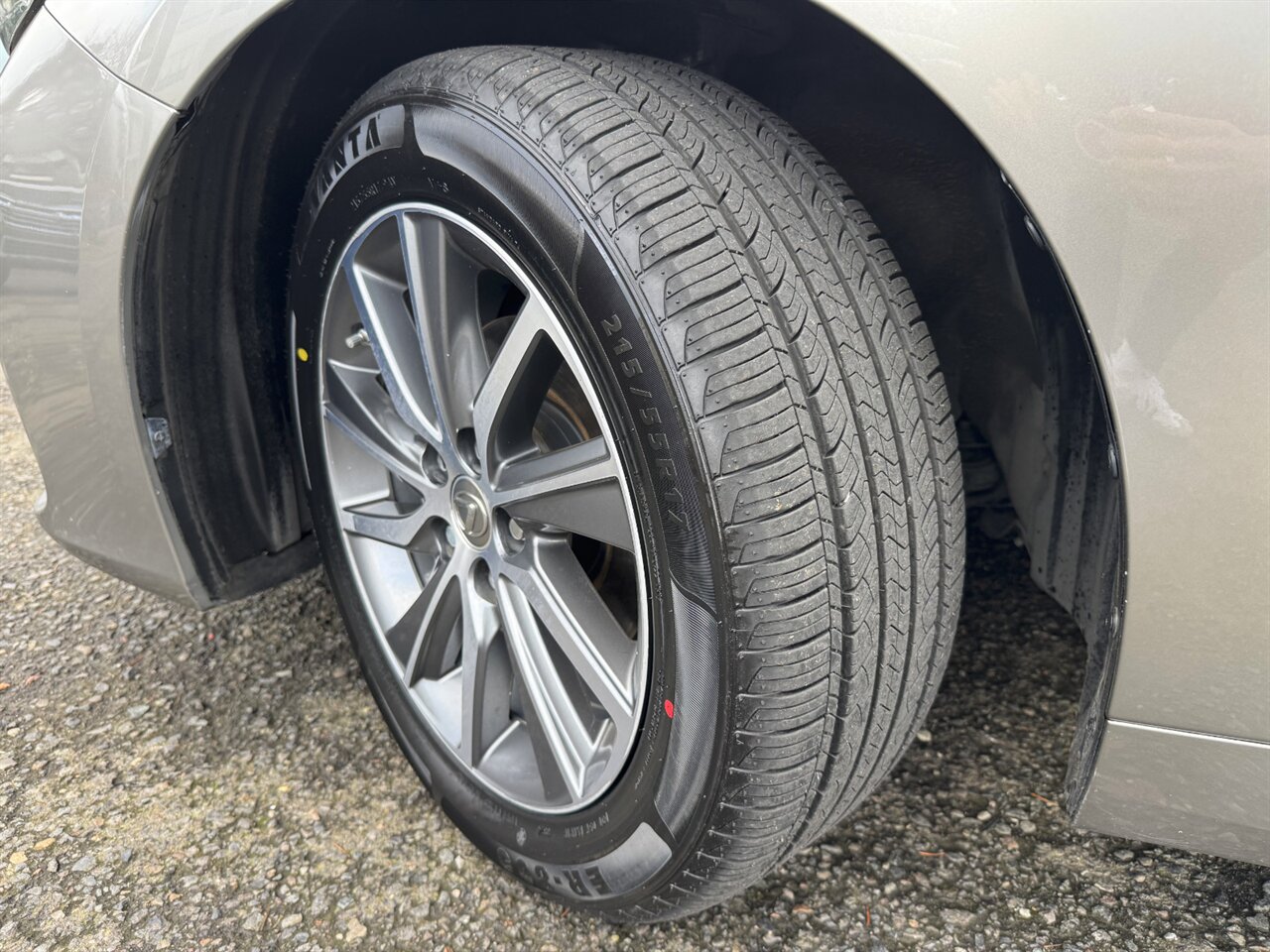 2017 Lexus ES300h ADAPTIVE CRUISE BLIND SPOT - Photo 40 - Portland, OR 97211