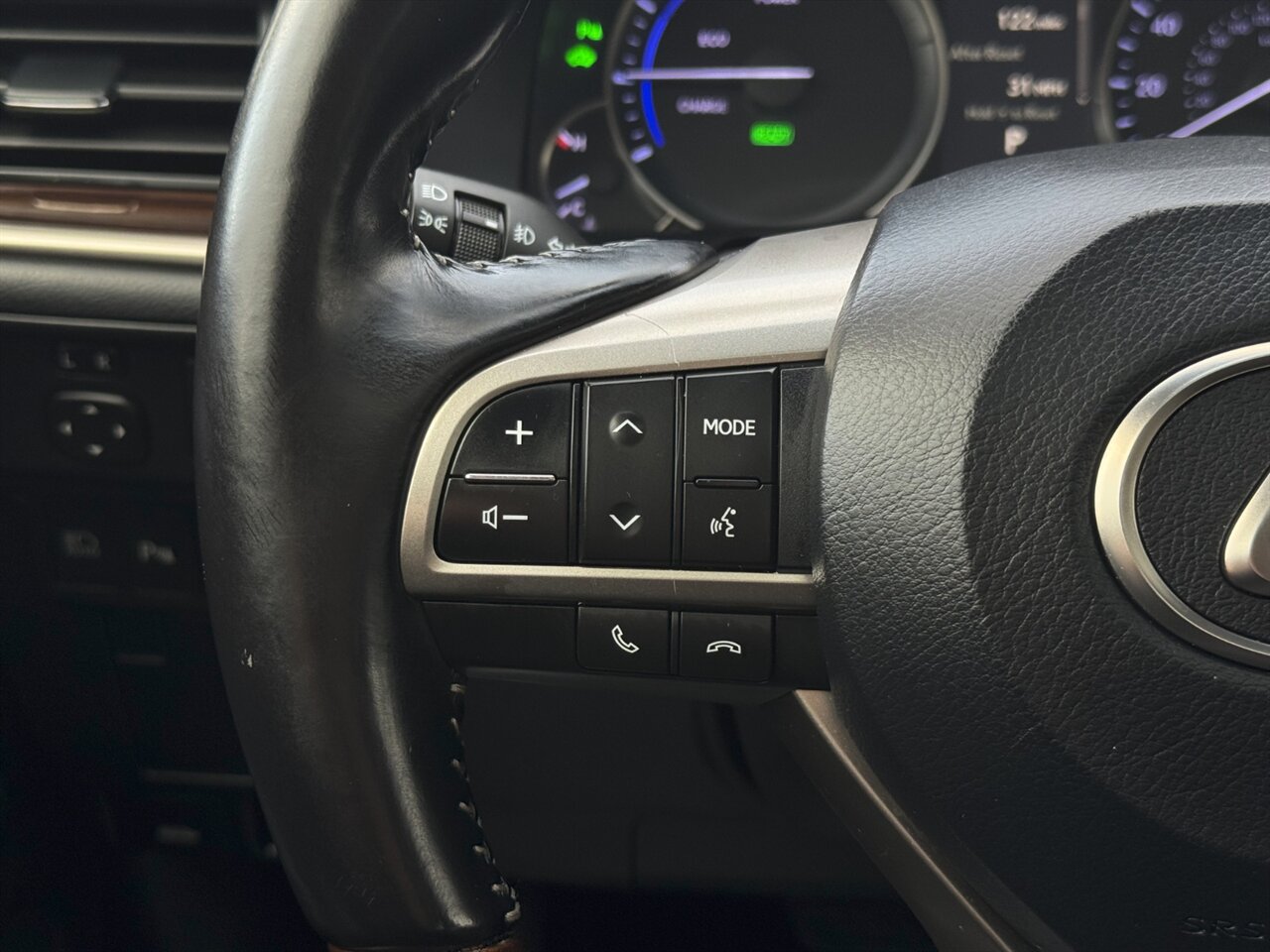 2017 Lexus ES300h ADAPTIVE CRUISE BLIND SPOT - Photo 27 - Portland, OR 97211