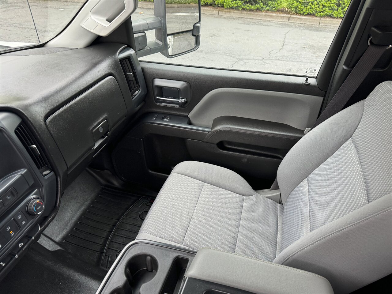 2017 Chevrolet Silverado 2500 Work Truck HARBOR UTILITY BED ONLY 113K MILES   - Photo 50 - Portland, OR 97211