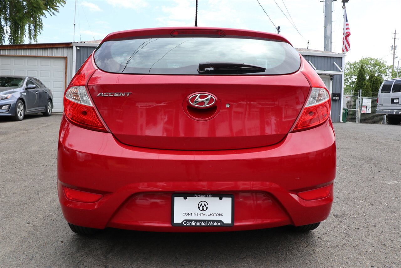 2015 Hyundai ACCENT GS HATCH 27 city / 38 highway   - Photo 8 - Portland, OR 97211