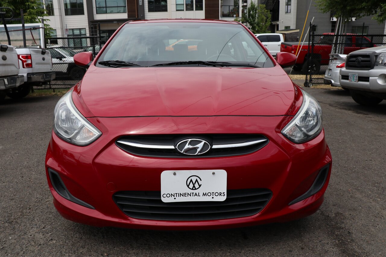 2015 Hyundai ACCENT GS HATCH 27 city / 38 highway   - Photo 4 - Portland, OR 97211