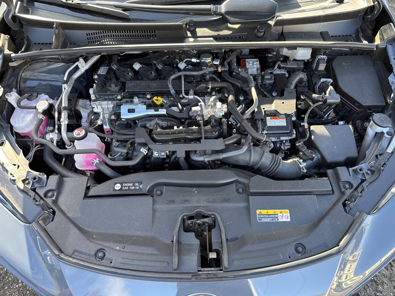 2024 Toyota Prius Limited   - Photo 32 - Portland, OR 97211