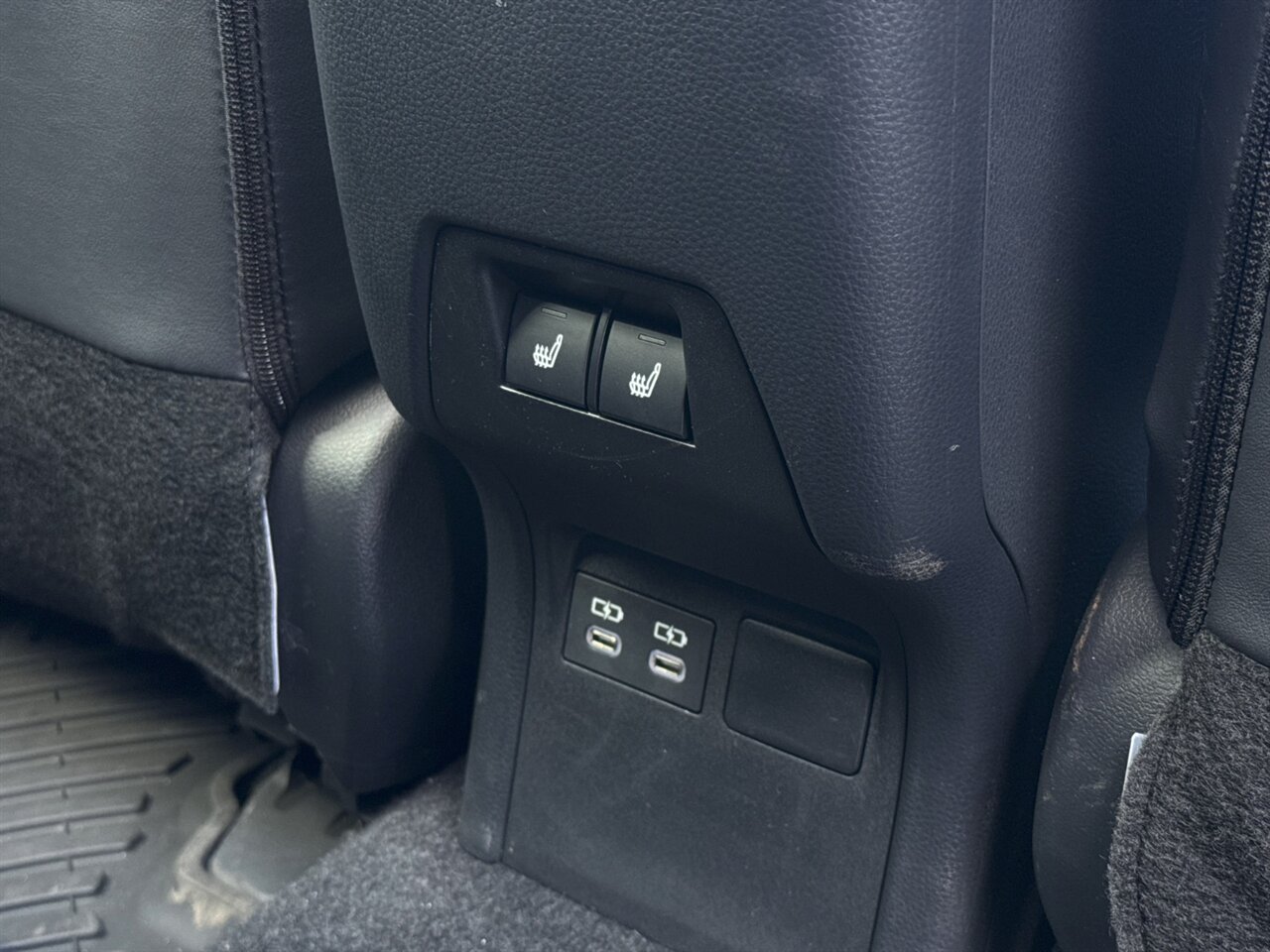 2024 Toyota Prius Limited   - Photo 17 - Portland, OR 97211