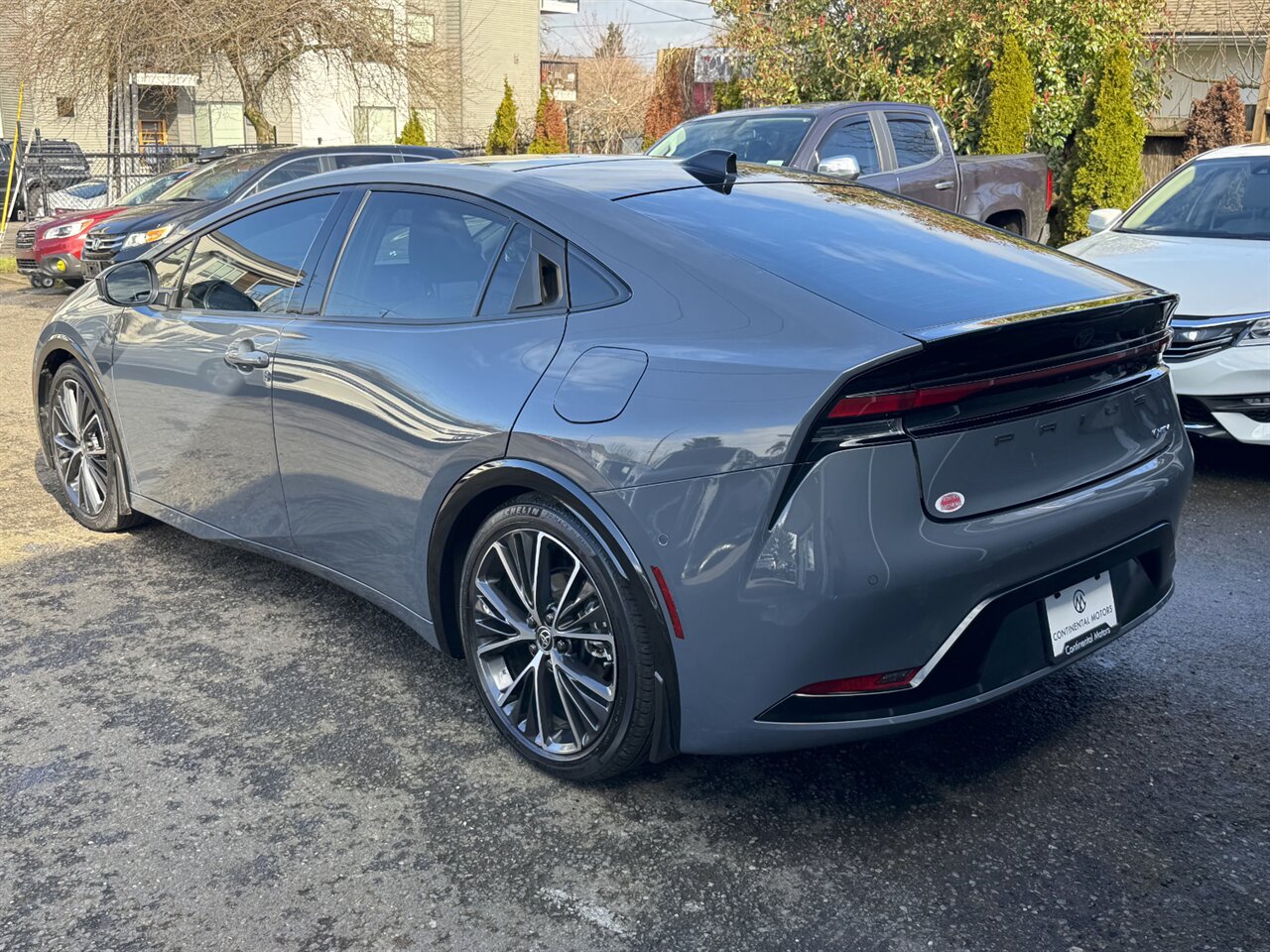 2024 Toyota Prius Limited   - Photo 10 - Portland, OR 97211