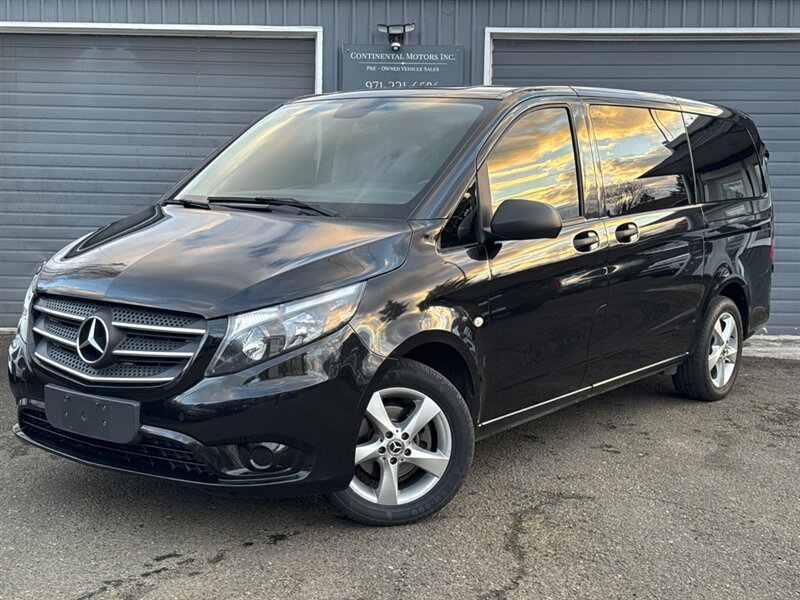 2018 Mercedes-Benz Metris Passenger  