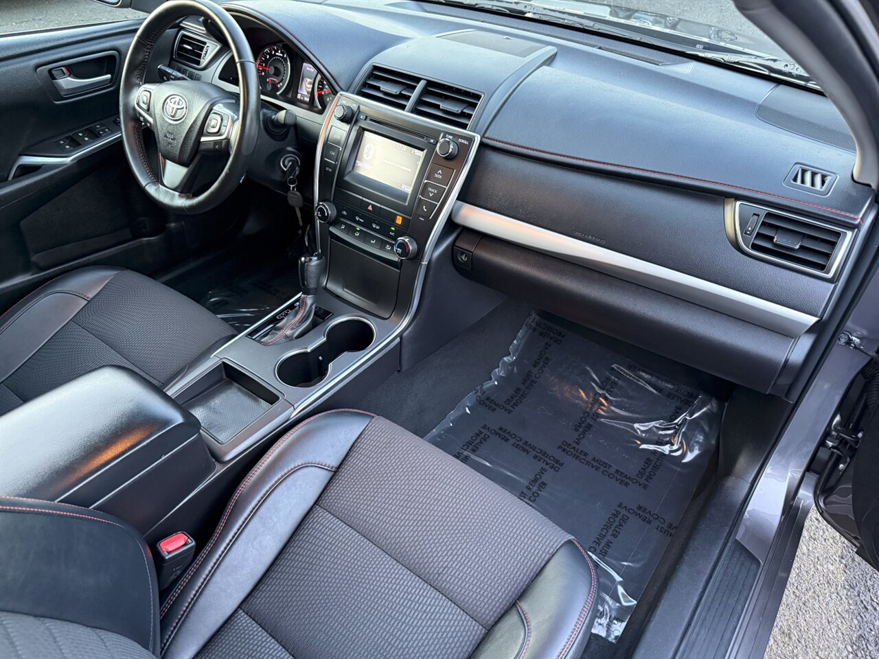 2016 Toyota Camry SE BACKUP CAMERA ONLY 56K MILES   - Photo 17 - Portland, OR 97211