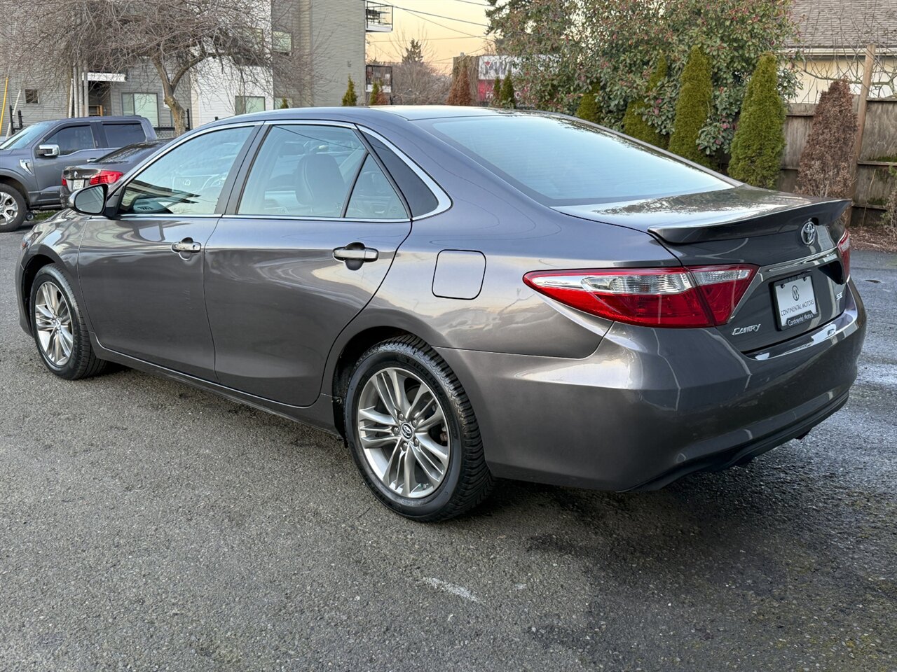 2016 Toyota Camry SE BACKUP CAMERA ONLY 56K MILES   - Photo 10 - Portland, OR 97211