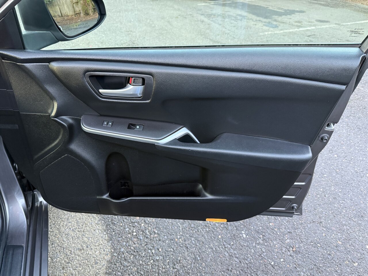 2016 Toyota Camry SE BACKUP CAMERA ONLY 56K MILES   - Photo 19 - Portland, OR 97211