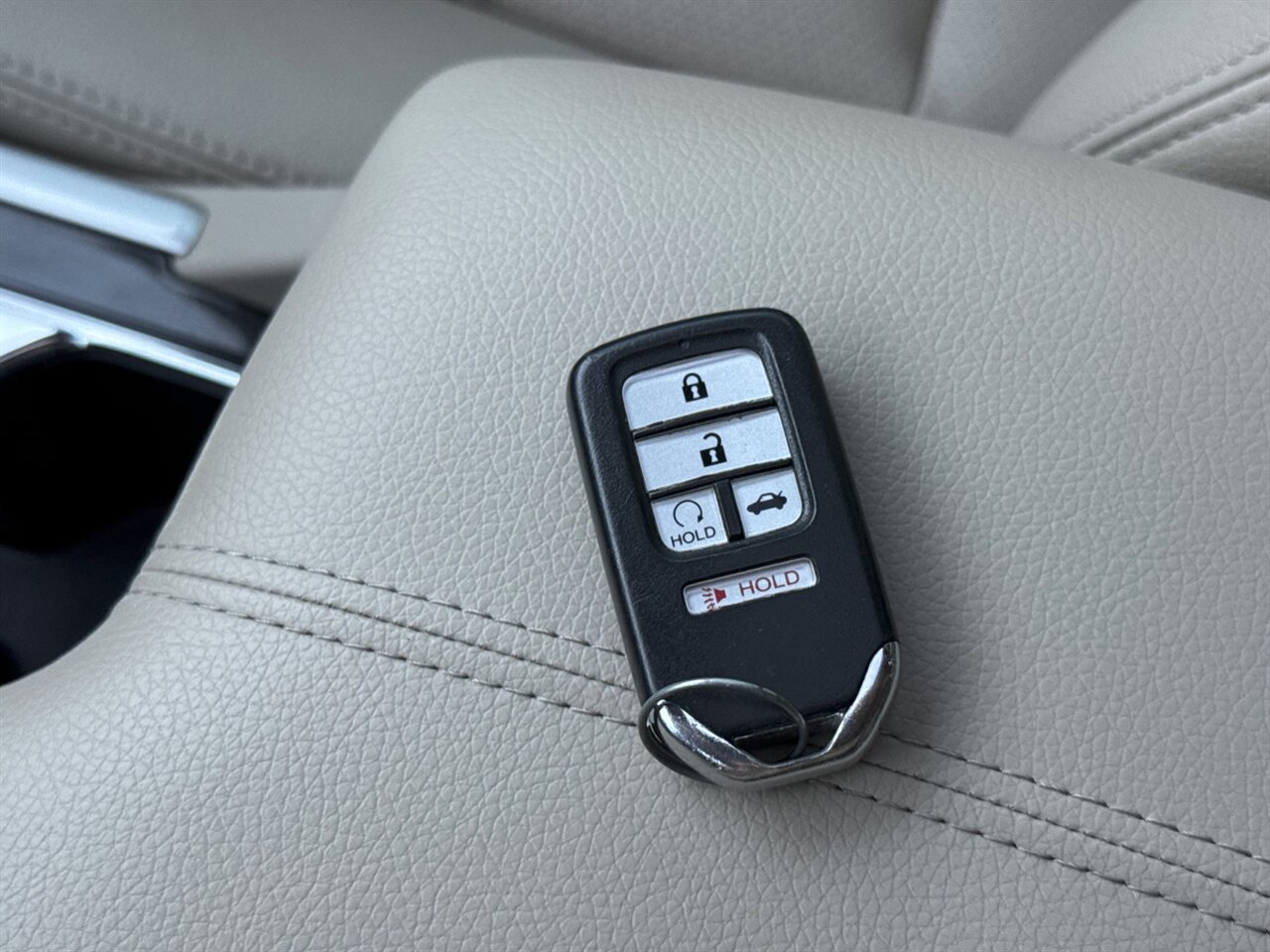 2017 Honda Accord EX-L w/Navi w/Honda Sensing ONLY 49K MILES   - Photo 38 - Portland, OR 97211