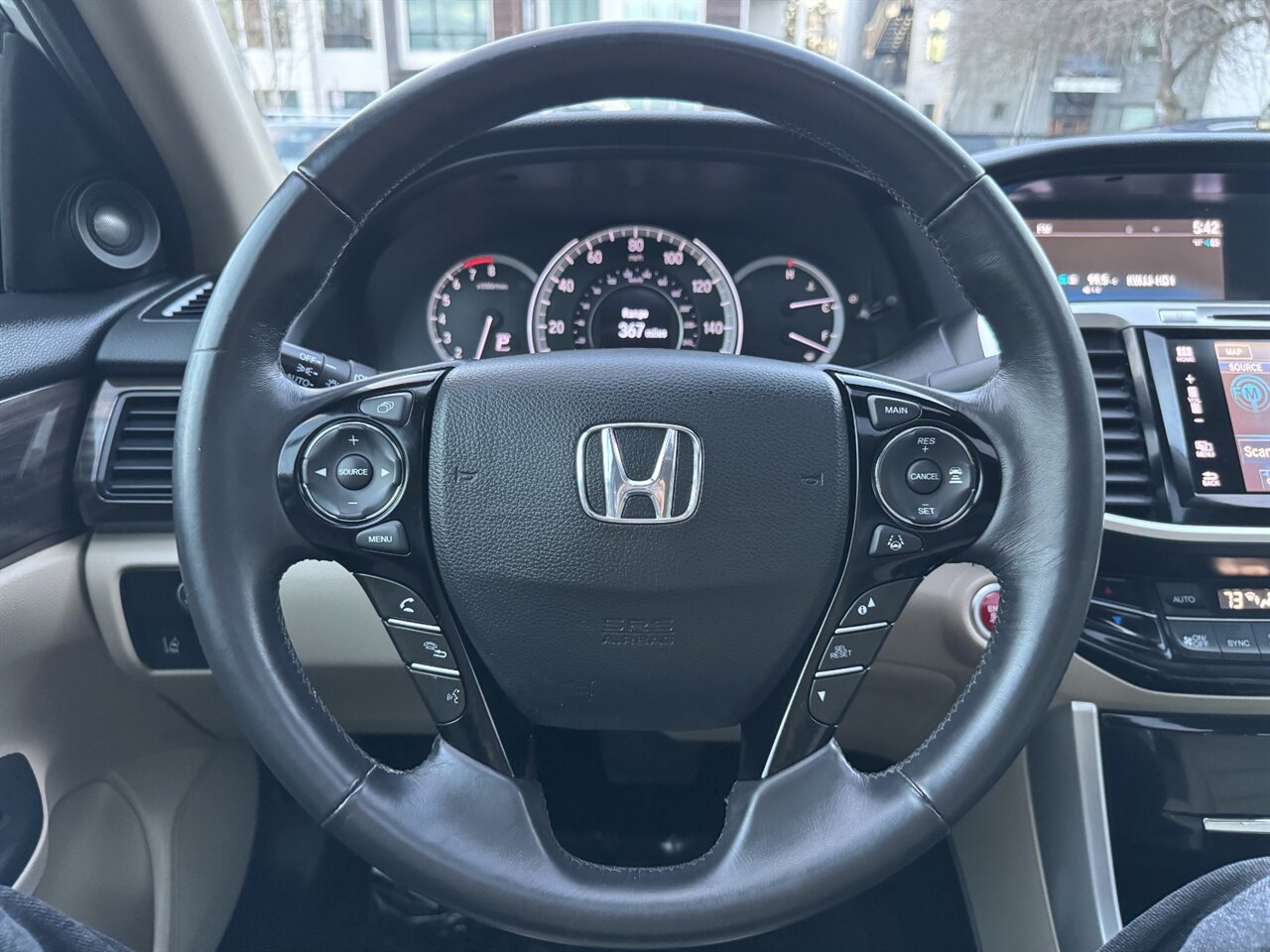 2017 Honda Accord EX-L w/Navi w/Honda Sensing ONLY 49K MILES   - Photo 23 - Portland, OR 97211