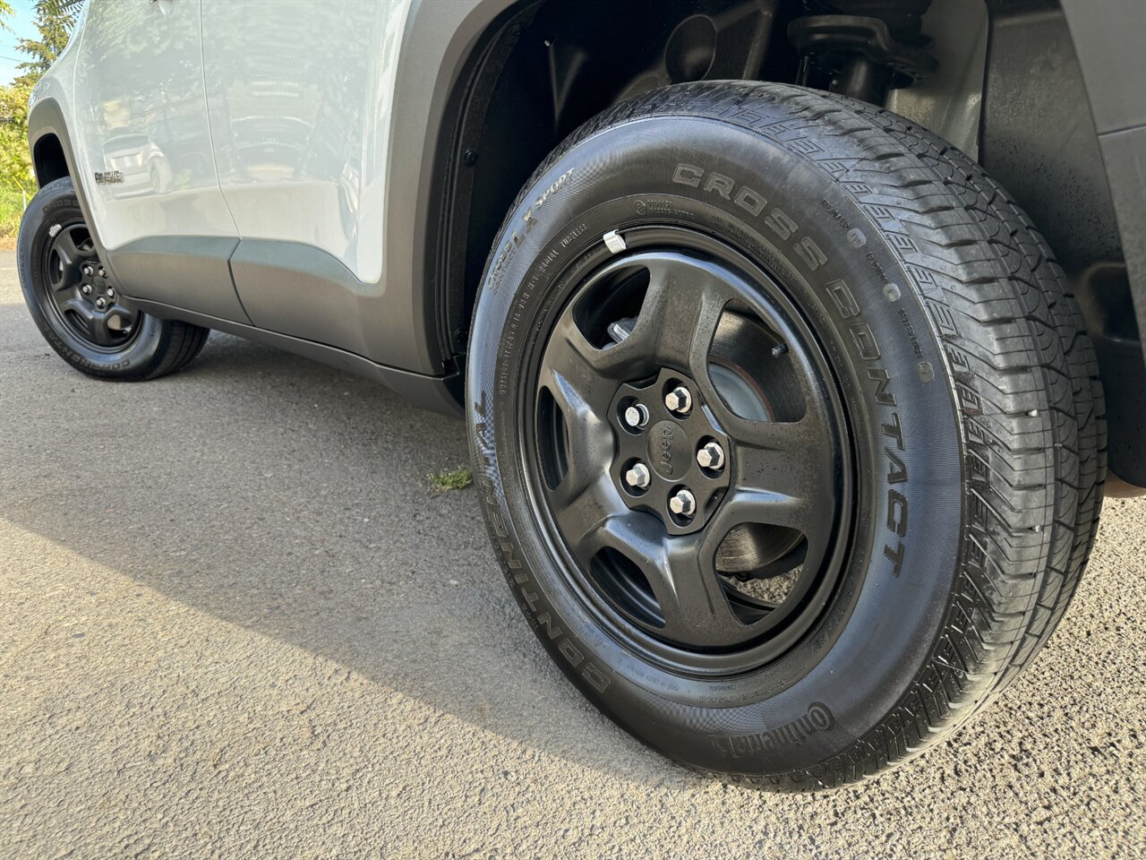 2022 Jeep Renegade Sport 4X4 BACKUP CAMERA ONLY 6K MILES   - Photo 35 - Portland, OR 97211